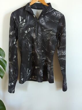 Nike Black & White Patterned Half-Zip Athletic Pullover